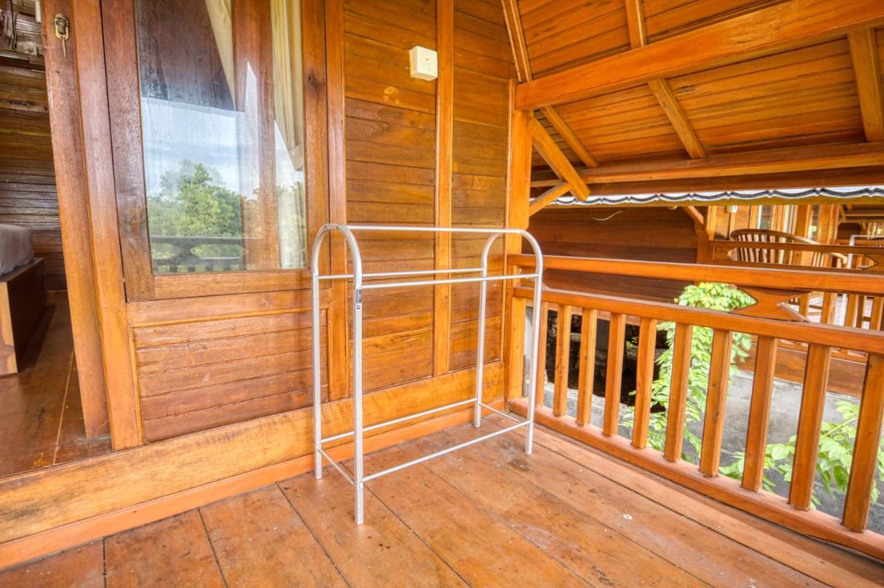 Dekara Cottages Ped Luaran gambar