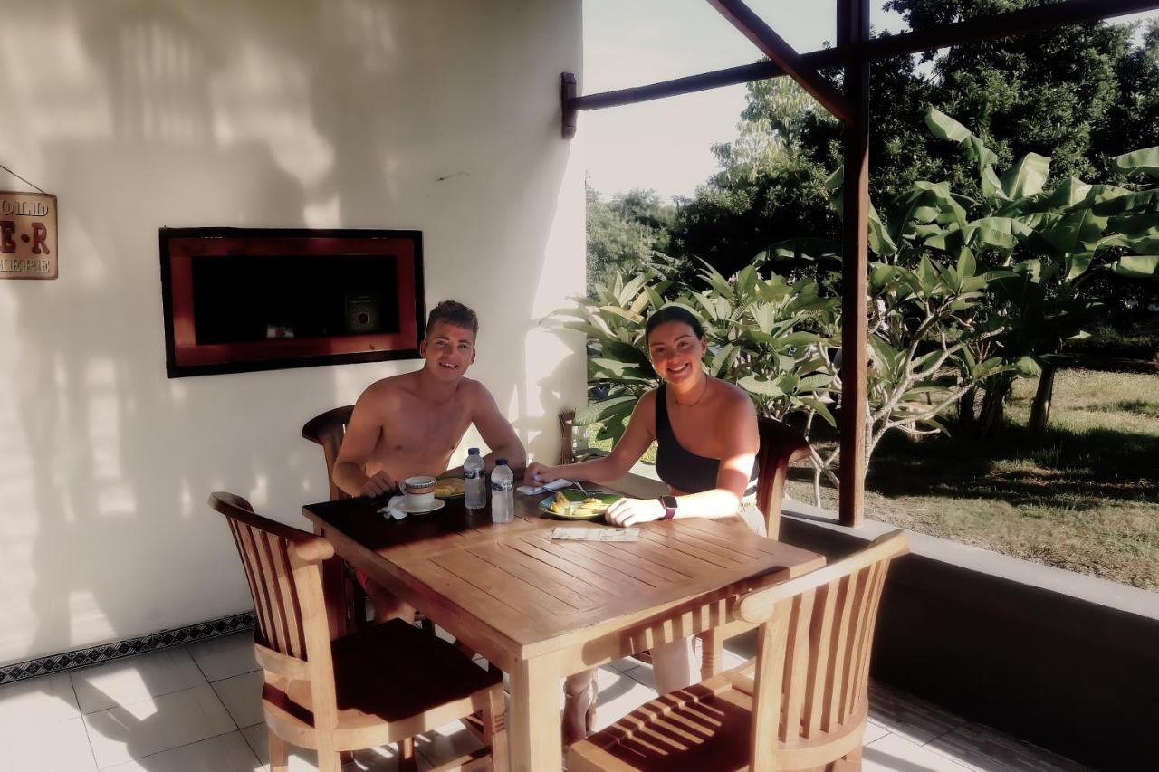 Dekara Cottages Ped Luaran gambar